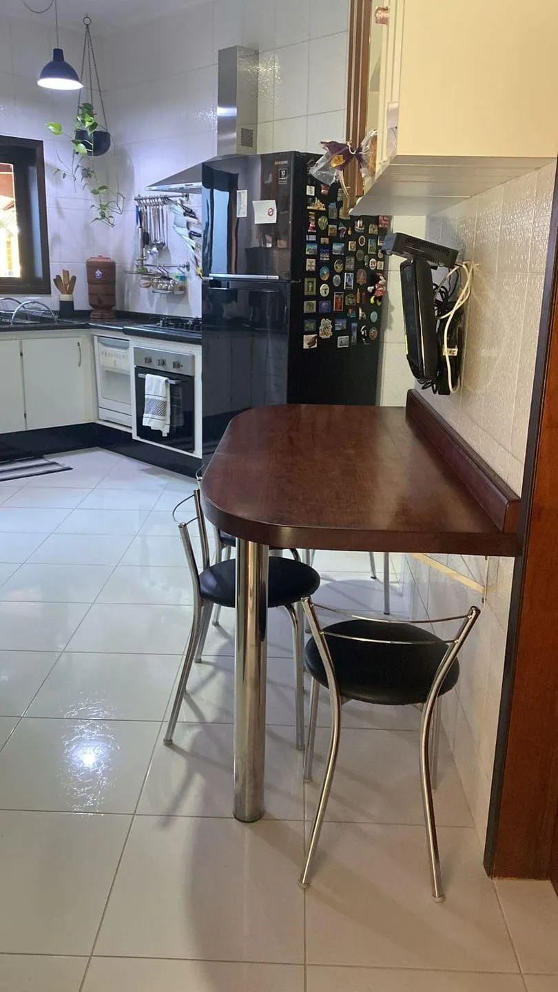 Imagem Casa para Locação 4 Quartos, 2 Suites, 2 Vagas, 700M², Condomínio Colonial Village, Pindamonhangaba - SP