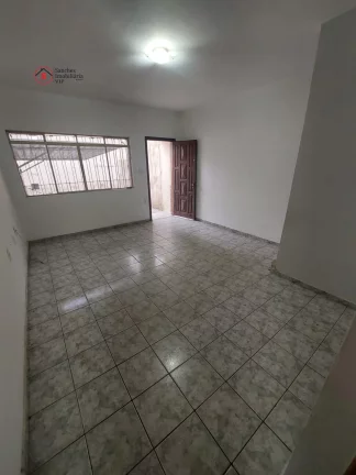 Imagem Sobrado a venda, a 600 metros do metrô Vila Prudente, com 2 dormitórios e vaga de garagem.