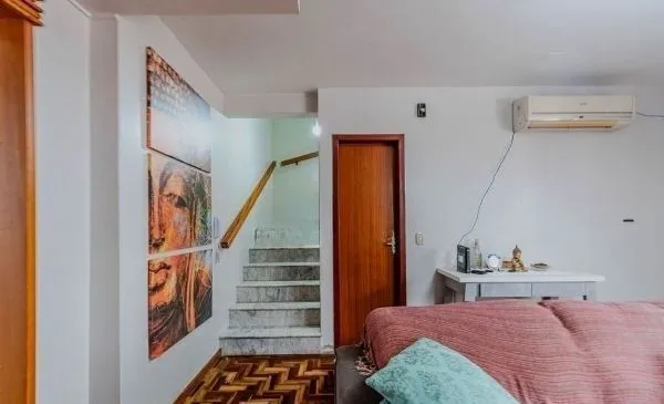 Imagem Casa em condomínio no bairro Santo Antômnio de 4 dormitórios e 2 vagas