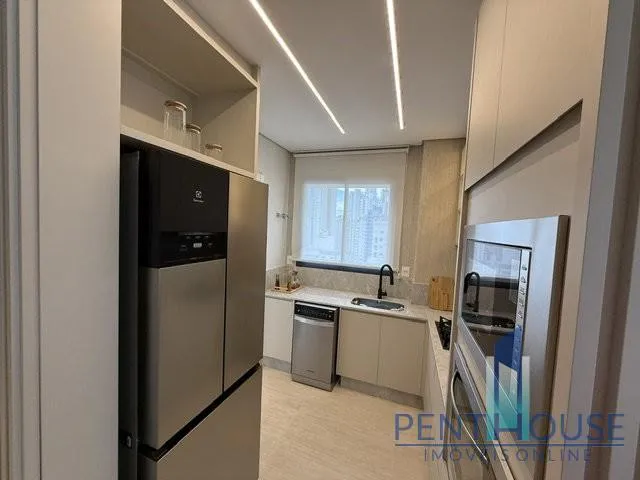 Imagem Apartamento Zona Central para Venda em Balneário Camboriú, CENTRO, 3 dormitórios, 3 suítes, 4 banheiros, 2 vagas