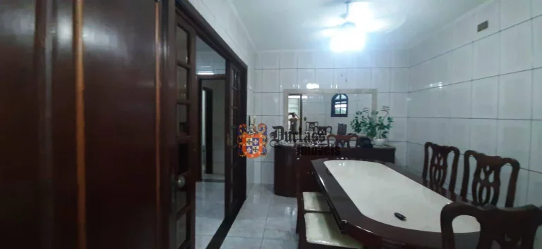 Imagem Sobrado com 4 dormitórios à venda, 500 m² por R$ 2.300.000,00 - Ribeirão dos Porcos - Atibaia/SP