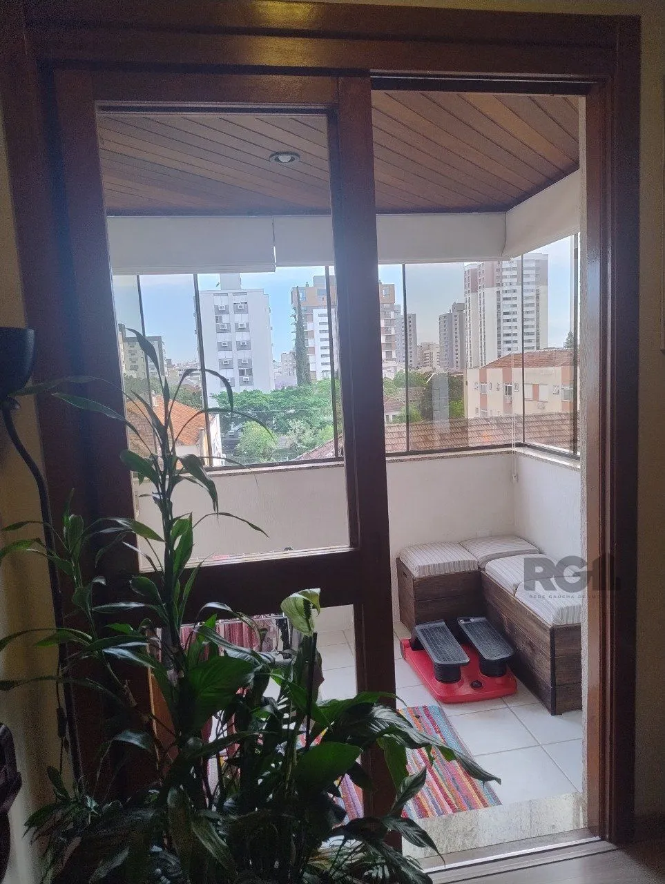 Imagem Apartamento para Venda - 72.98m², 3 dormitórios, suíte e 1 vaga - Menino Deus