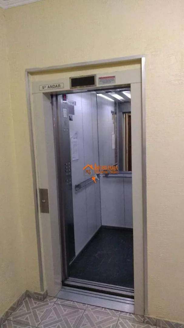 Imagem Apartamento à venda, 63 m² por R$ 211.999,00 - Mikail II - Guarulhos/SP