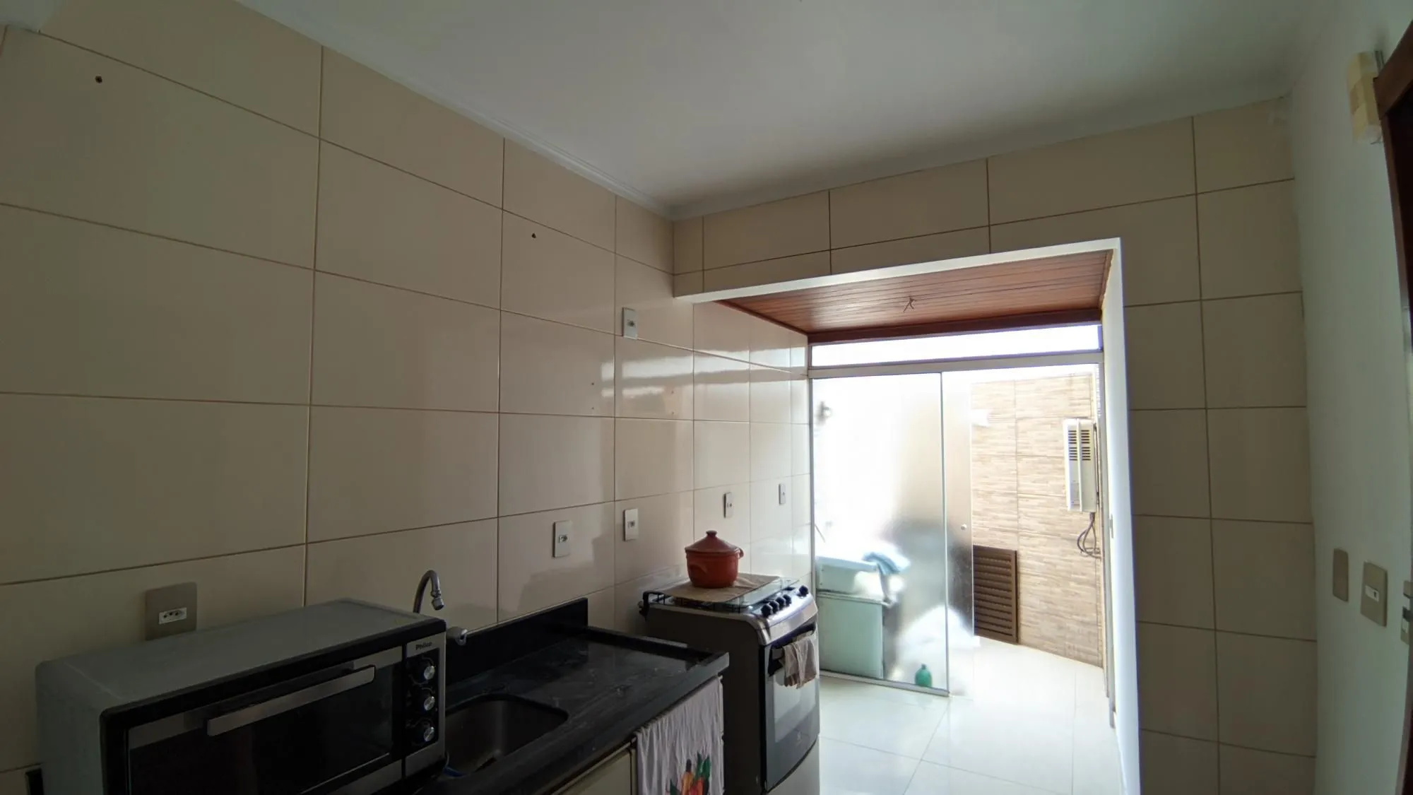 Imagem Casa de 3 Andares com Pátio e Churrasqueira Próxima ao Bourbon Country