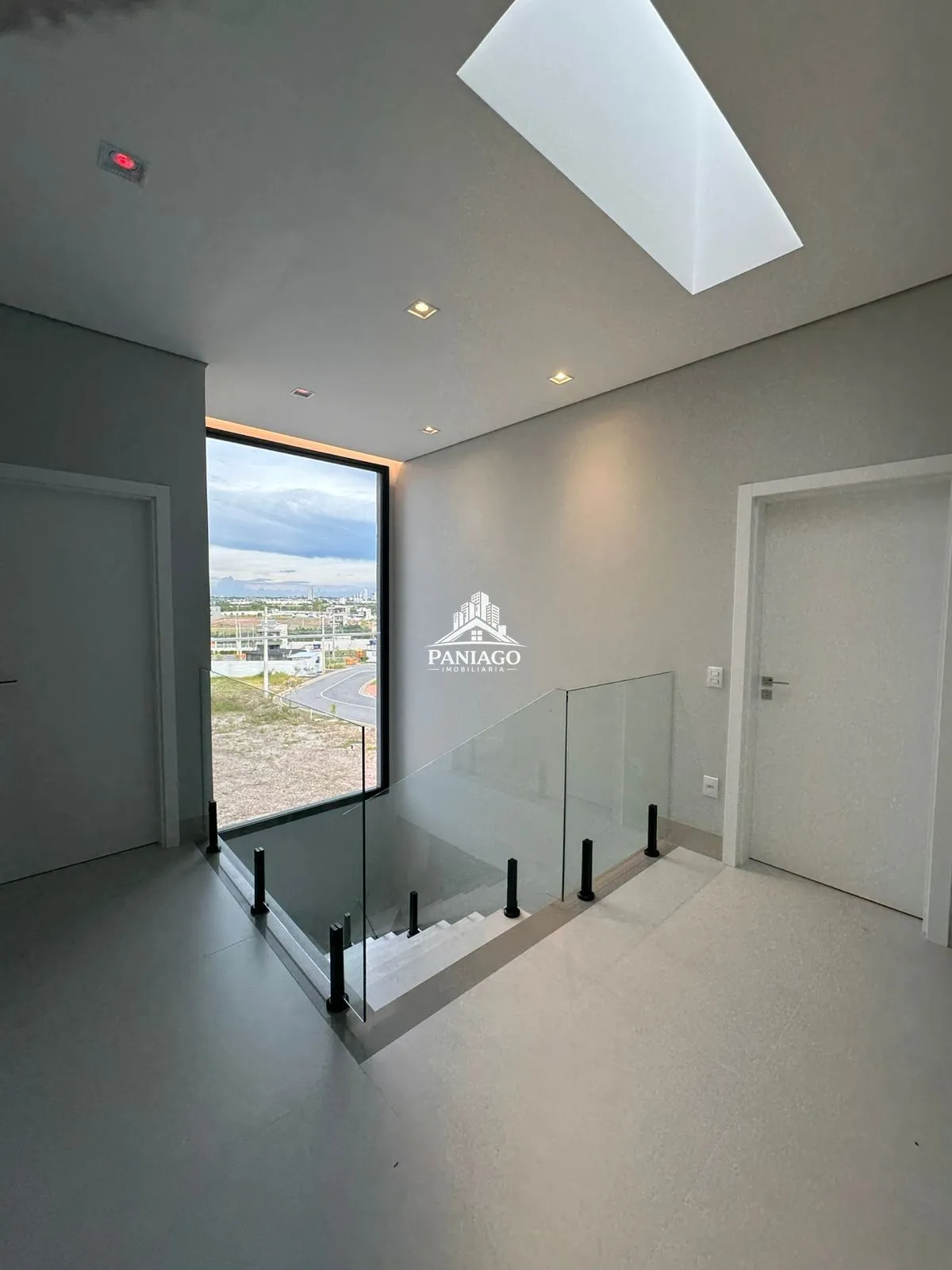 Imagem Casa à Venda no Ginco Florais Pérola | 213m² | 3 Suítes | Piscina Com Hidromassa