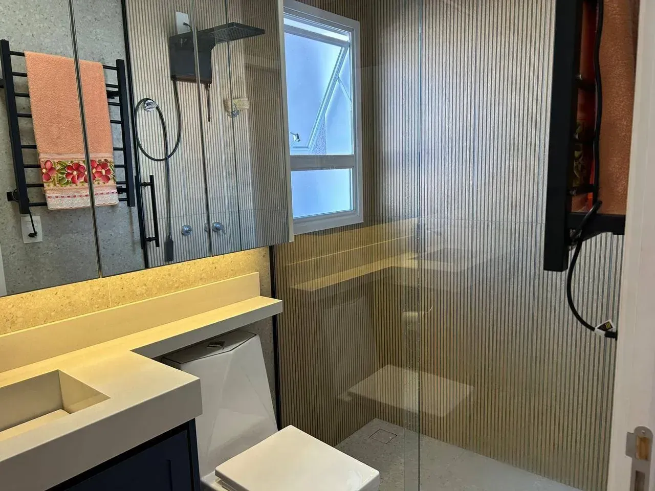 Imagem Casa à venda Kaza Condomínio Club - Área útil 106 m2 com 3 dormitórios - sendo 1 suíte - 2 vagas - J