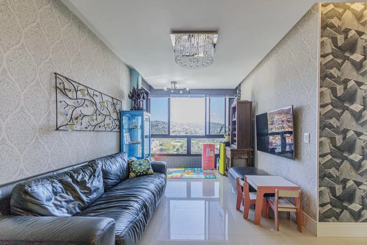 Imagem Vende-se apartamento com 3 quartos(1 suíte), 1 vaga, elevador