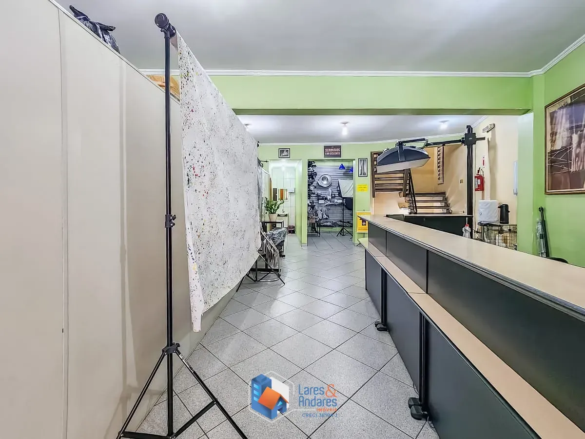 Imagem Casa comercial para venda em Liberdade, 700m²