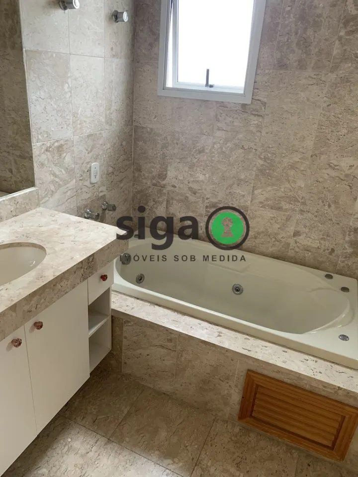 Imagem VENDE na VILA ANDRADE Apartamento com 3 Suítes e três Vagas