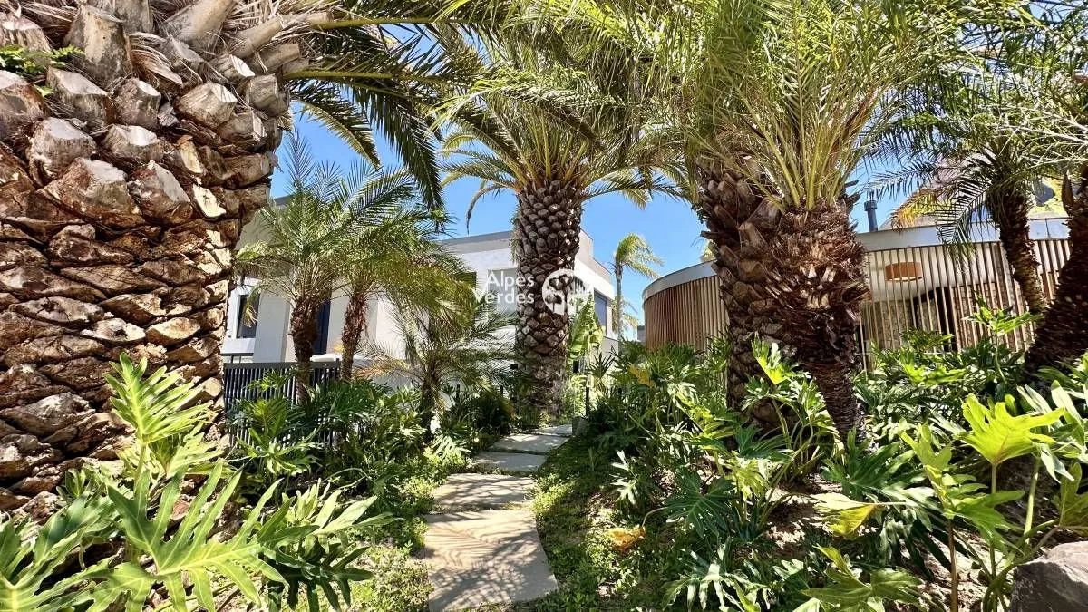 Imagem Vende-se casa prox a beira mar em Xangri-lá - 5 Quartos- Valor R$ 12.827.000,00