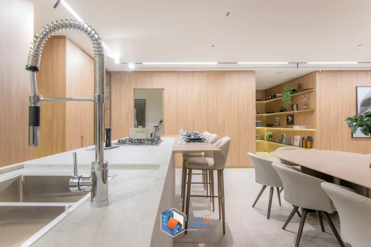 Imagem Apartamento para venda em Alto de Pinheiros com 4 quartos, sendo 4 suítes, 220m²