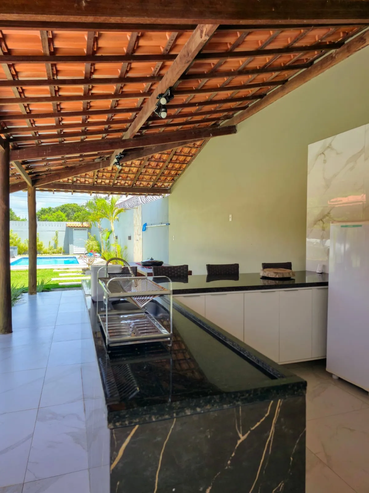 Imagem Casa de Condomínio com 4 Quartos à Venda, 250 m² em Guarajuba (Monte Gordo) - Camaçari