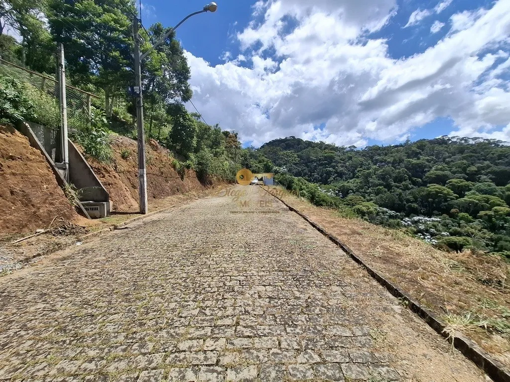 Imagem Terreno em Condomínio para Venda em Teresópolis / RJ no bairro Barra do Imbuí