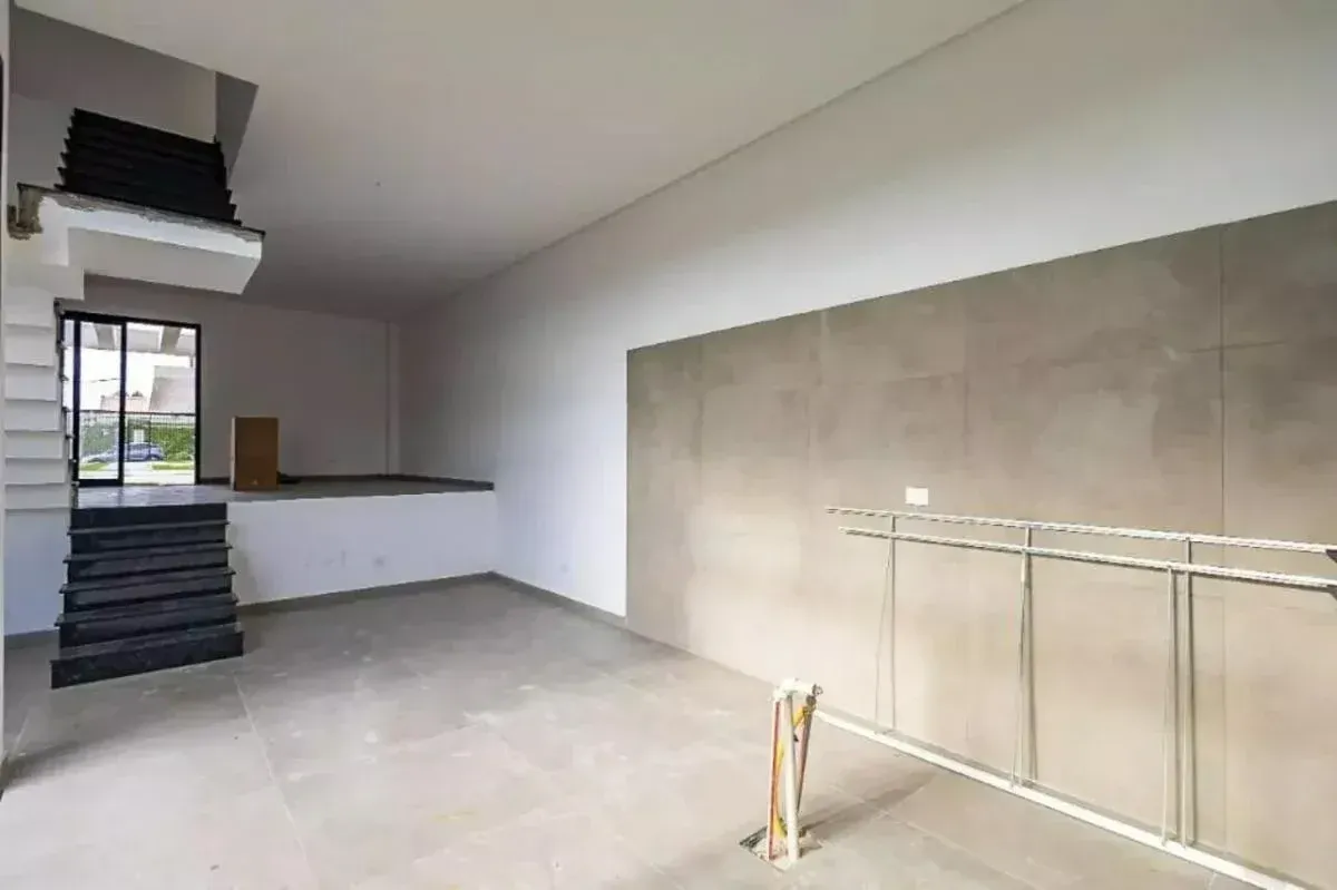 Imagem Sobrado com 3 Quartos à Venda, 130 m² em Pilarzinho - Curitiba