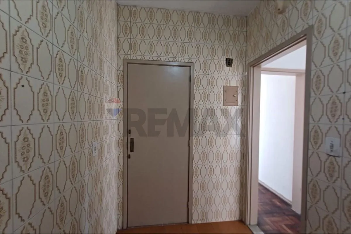 Imagem Apartamento 56m² em Engenho Novo - R$ 160.000 - Pronto para você reformar do seu jeito