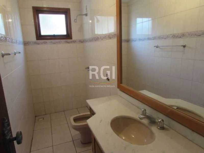 Imagem Casa Condominio para Venda - 383.4m², 5 dormitórios, sendo 2 suites, 3 vagas - Nonoai