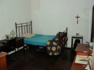 Imagem Casa para Venda - 331m², 3 dormitórios, sendo 1 suites, Santa Tereza