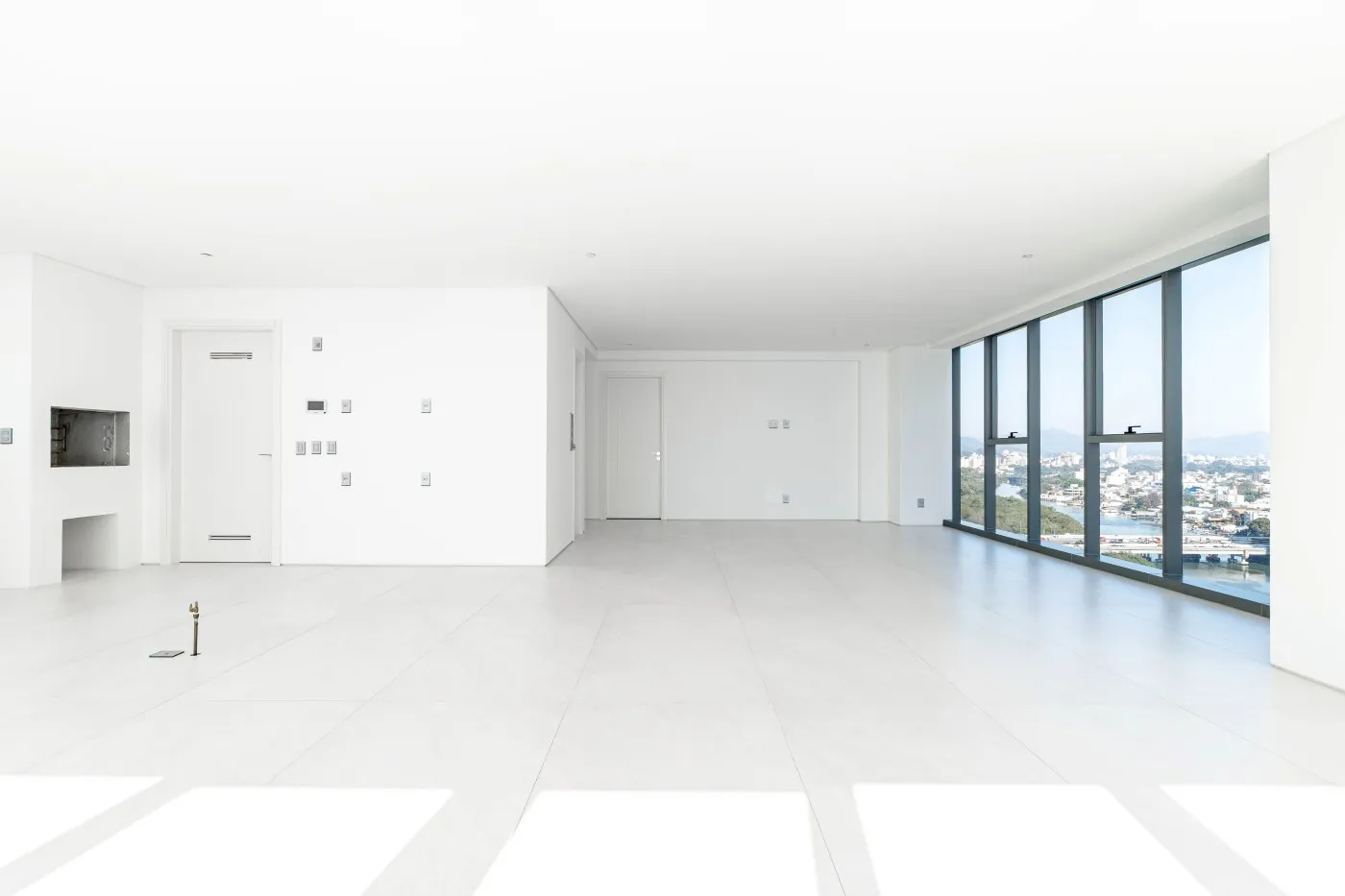 Imagem Apartamento Frente Mar para Venda em Balneário Camboriú, CENTRO, 4 dormitórios, 4 suítes, 5 banheiros, 4 vagas