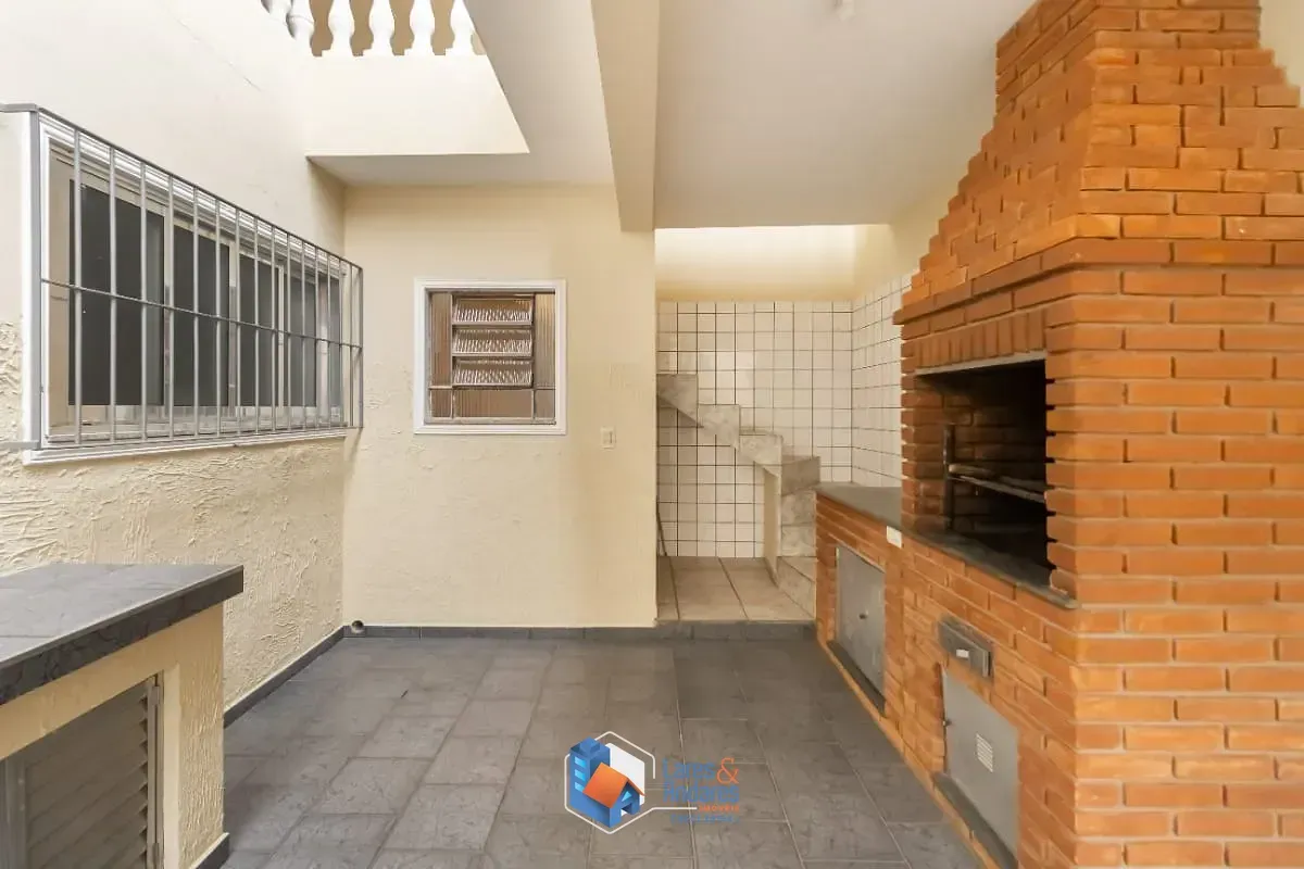 Imagem Casa para venda em Jardim das Rosas (Zona Norte) com 2 quartos, sendo 1 suíte, 240m²