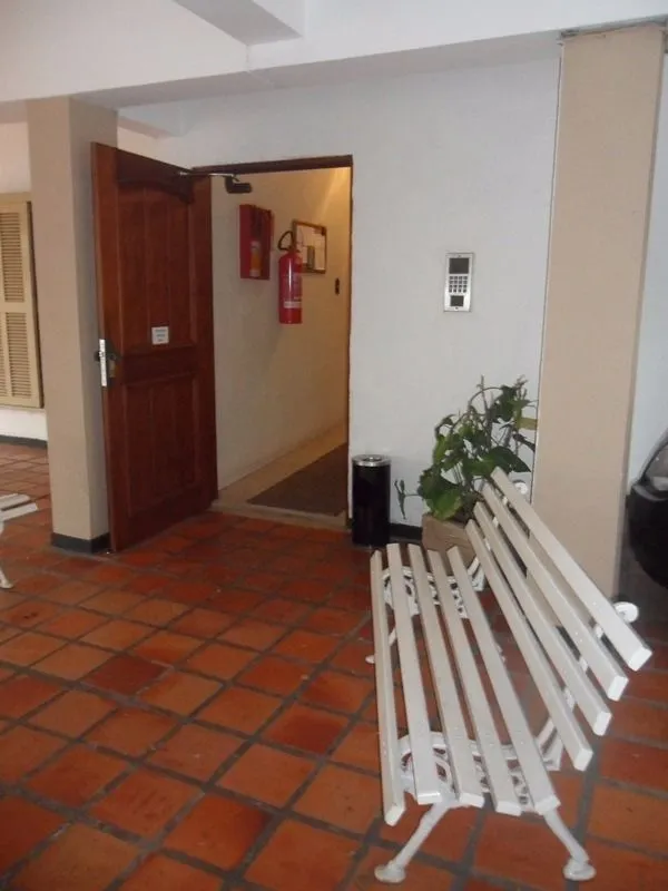 Imagem Apartamento para Venda - 65.77m², 2 dormitórios, 1 vaga - Cristal