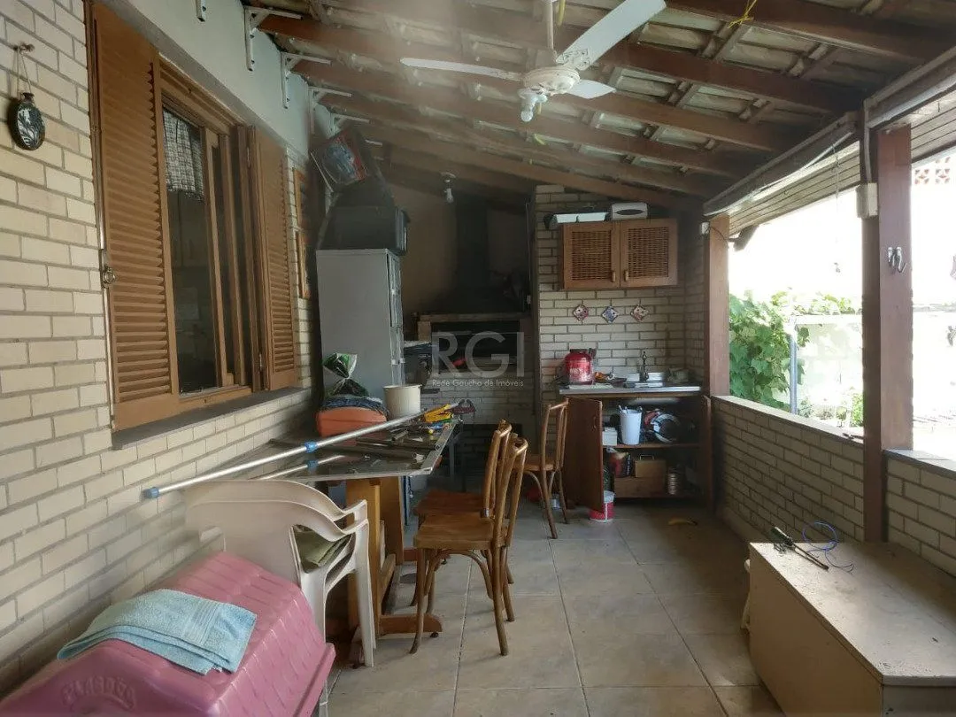 Imagem Casa para Venda - 322.4m², 2 dormitórios, 7 vagas - Cristal