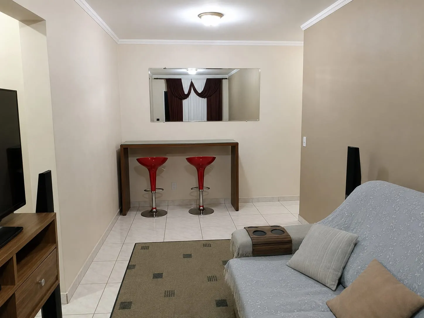 Imagem VENDO LINDO APARTAMENTO NO BAIRRO JARDIM PIRAJUSSARA!
