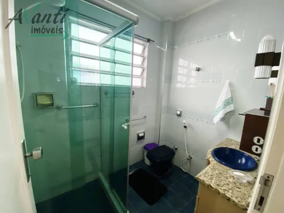 Imagem Sobrado com 3 Quartos e 2 Vagas à venda, no bairro Encruzilhada em Santos - SP