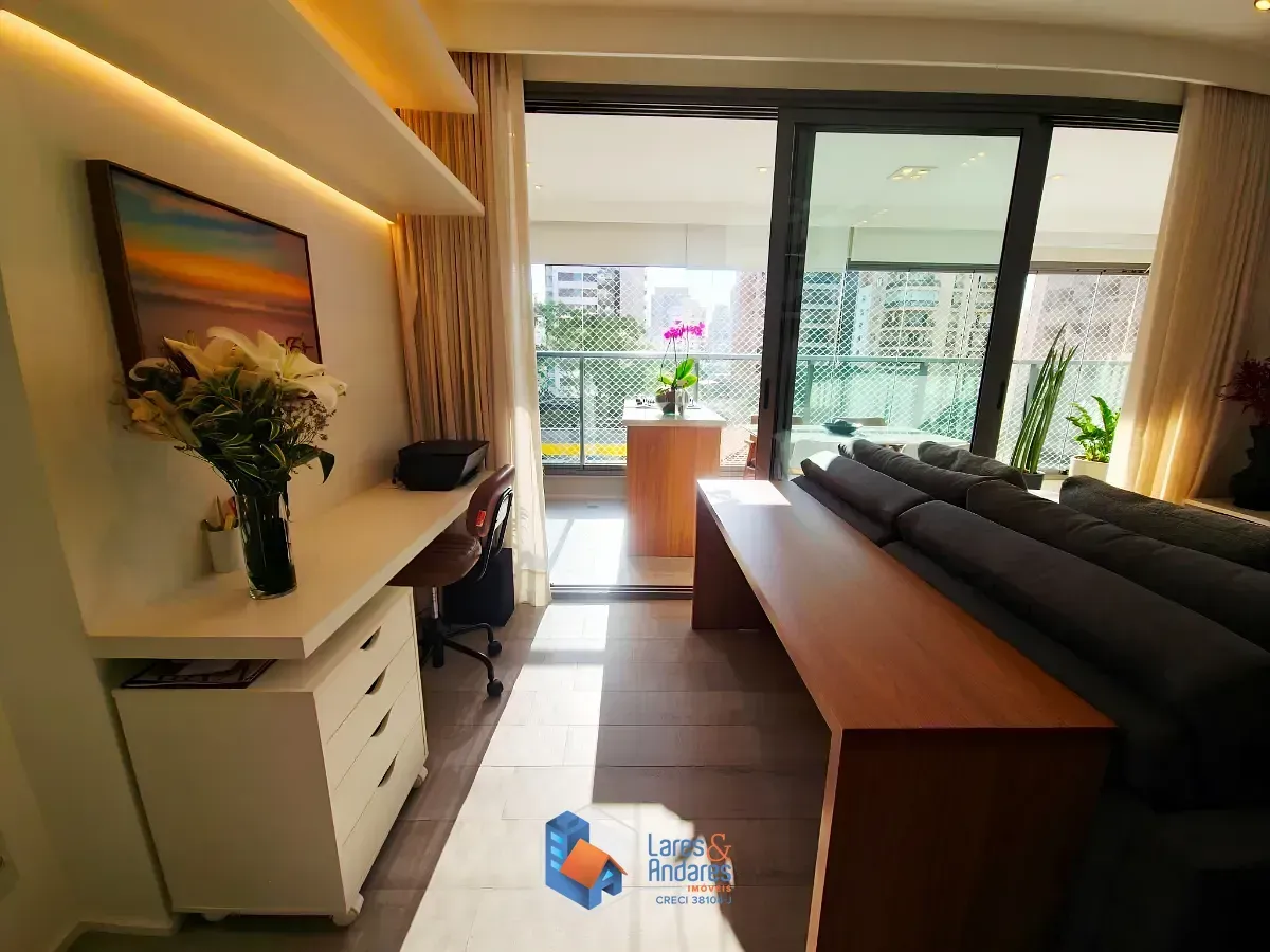 Imagem Apartamento para venda em Moema com 2 quartos, sendo 2 suítes, 74m²