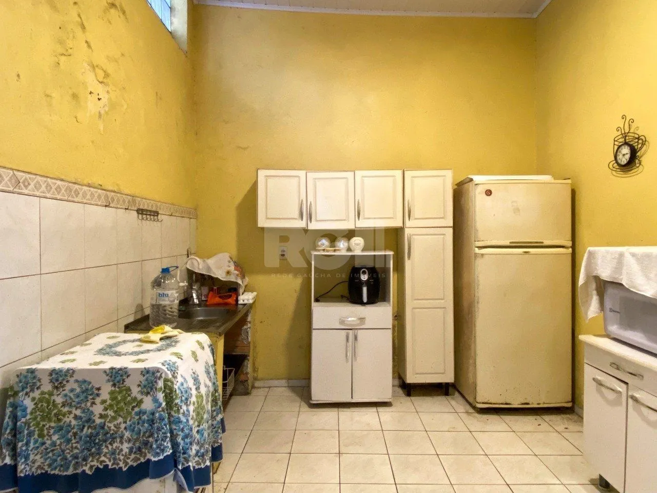 Imagem Casa de esquina com 64m², próximo ao Cais Embarcadero