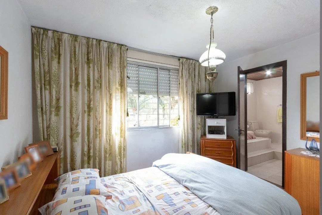 Imagem Casa para Venda - 200m², 3 dormitórios, sendo 1 suites, 1 vaga - Aberta dos Morros