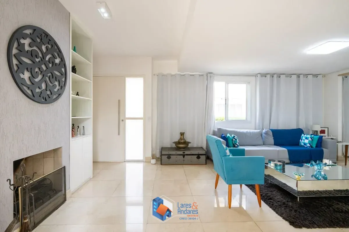Imagem Casa no condomínio New England Condominium para venda e locação com 4 quartos, sendo 2 suítes, 292m²
