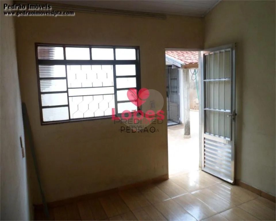 Imagem Casa de 3 quartos, 250m² no bairro Jardim Monte Azul, em Lençóis Paulista