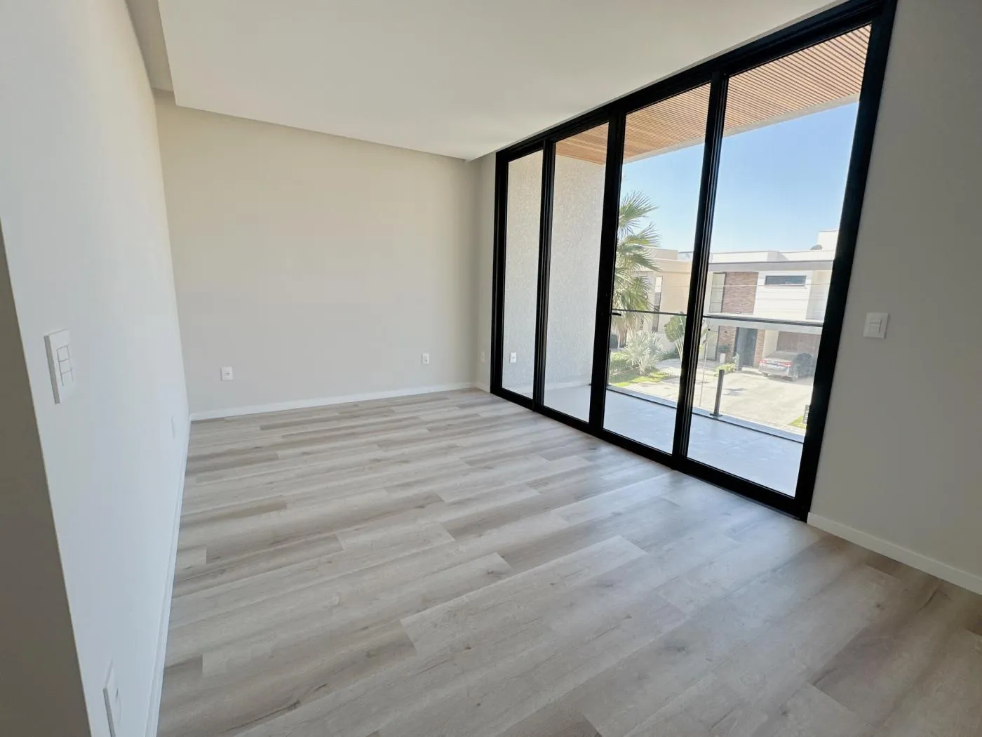 Imagem Casa em Condomínio para Venda em Camboriú, Santa Regina, 4 dormitórios, 3 suítes, 5 banheiros, 3 vagas