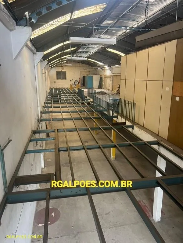 Imagem Galpão para Venda em RIO DE JANEIRO, VIGÁRIO GERAL, 2 banheiros