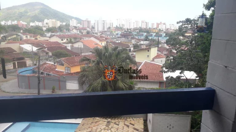 Imagem Casa com 3 dormitórios à venda, 290 m² por R$ 1.600.000 - Prainha - Caraguatatuba/SP