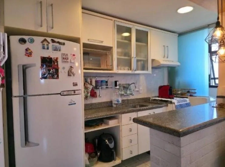 Imagem Apartamento com 2 dormitórios, lavabo, banho social e churrasqueira integrada.