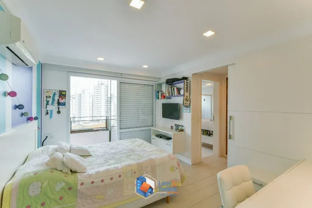 Imagem Apartamento à venda 3 Quartos 3 Suites 3 Vagas 209M² Vila Nova Conceição São Paulo - SP