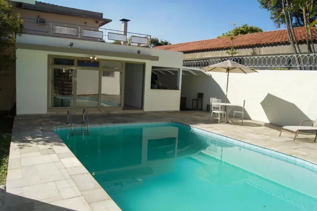 Imagem OPORTUNIDADE: LINDO SOBRADO RESIDENCIAL NO ALTO DE PINHEIROS COM EXCELENTE CUSTO X BENEFÍCIO!