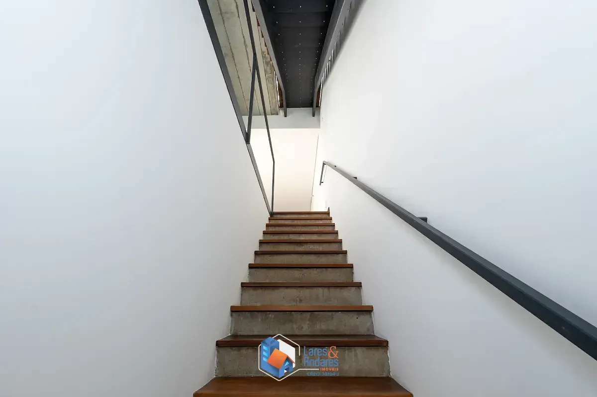 Imagem Casa para venda em Vila Madalena com 3 quartos, sendo 3 suítes, 278m²