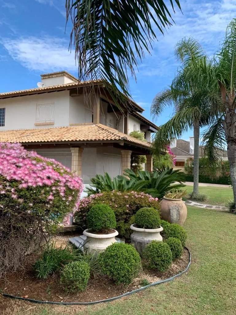 Imagem Casa na praia de Atlântida de 4 dormitórios