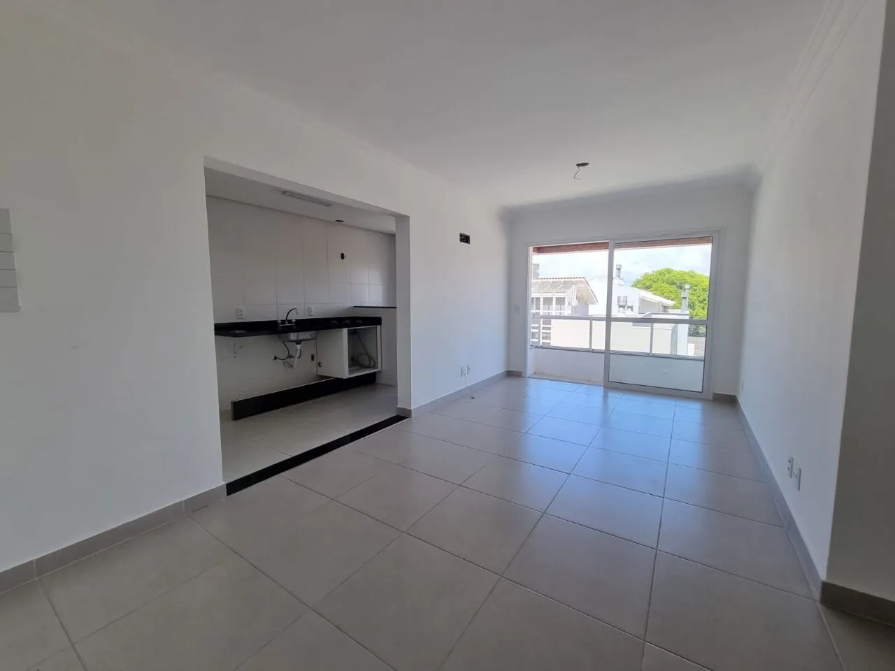 Imagem Apartamento 02 Dormitórios Com Sacada Bairro Tristeza