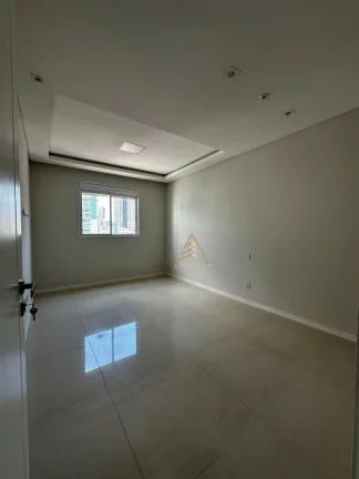 Imagem Apartamento com 4 dormitórios à venda, 149 m² por R$ 3.000.000,00 - Centro - Balneário Camboriú/SC