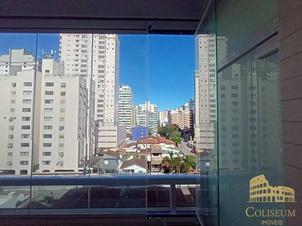 Imagem Apartamento com 2 dormitórios para alugar, 64 m² por R$ 4.000/mês - Guilhermina - Praia Grande/SP