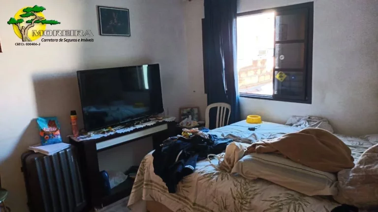 Imagem CASA COM 4 DORM...apos;S A VENDA NO LAUZANE PAULISTA