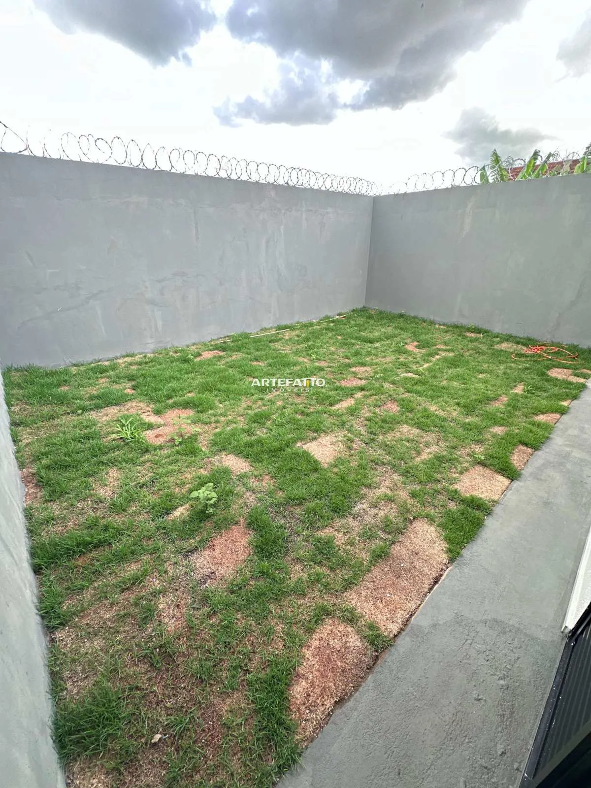 Imagem Casa em Terreno Inteiro no Residencial São Domingos