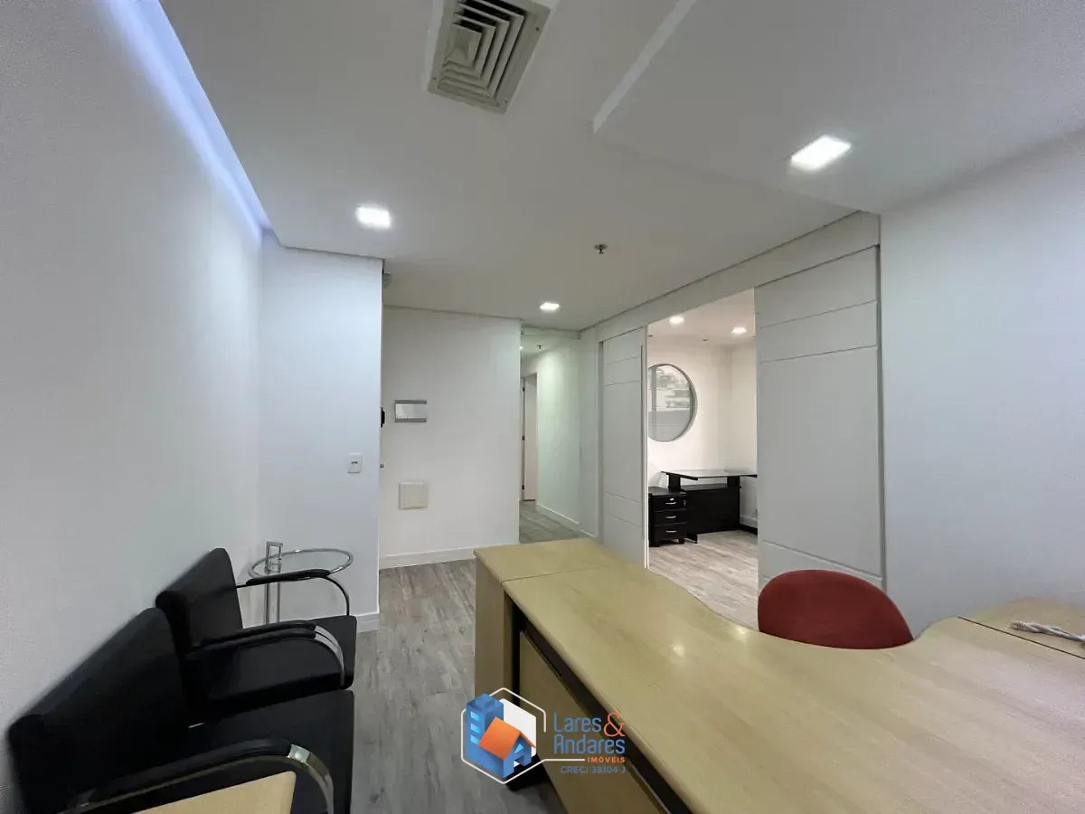 Imagem Conjunto comercial para venda em Vila Olímpia, 64m²