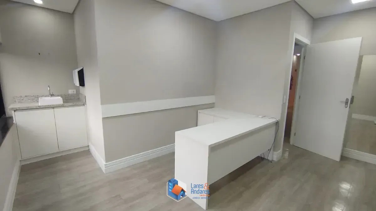 Imagem Casa comercial para venda e locação em Indianópolis, 500m²