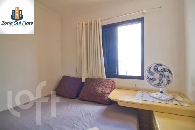 Imagem Apartamento à Venda Em Moema Com 3 Dormitórios Sendo 1 Suíte e 2 Vagas