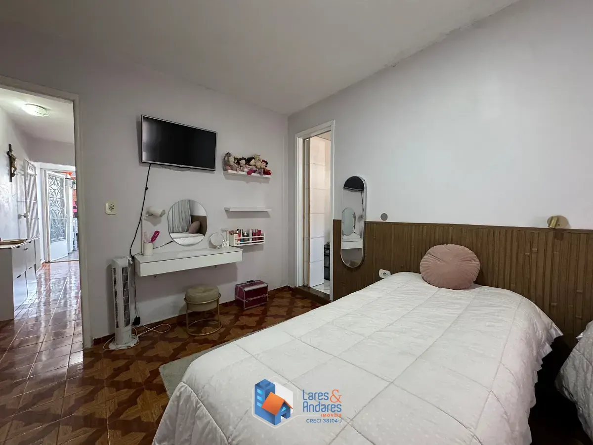 Imagem Sobrado para venda em Chácara Belenzinho com 3 quartos, sendo 1 suíte, 200m²