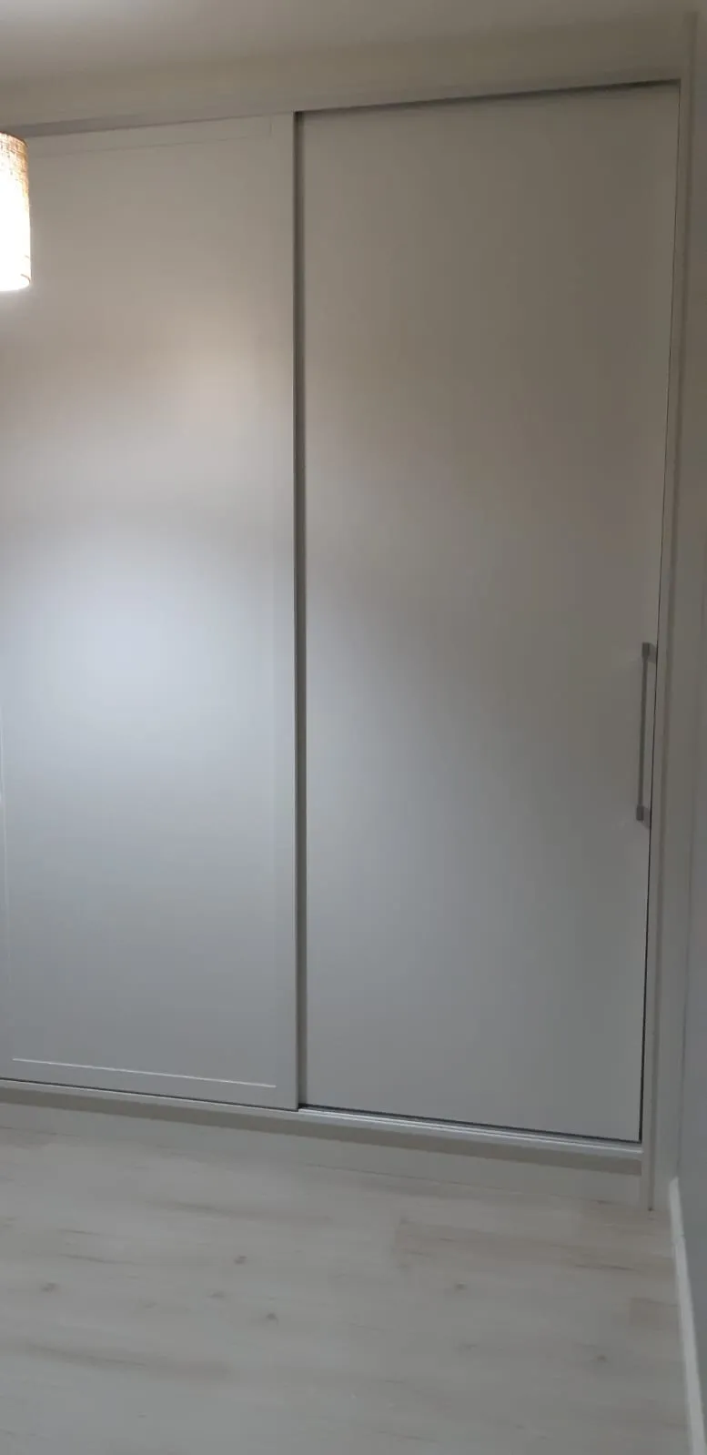 Imagem VENDO APARTAMENTO DE TRÊS DORMITÓRIOS NO BAIRRO CAMPO GRANDE! (ZONA SUL-SP)